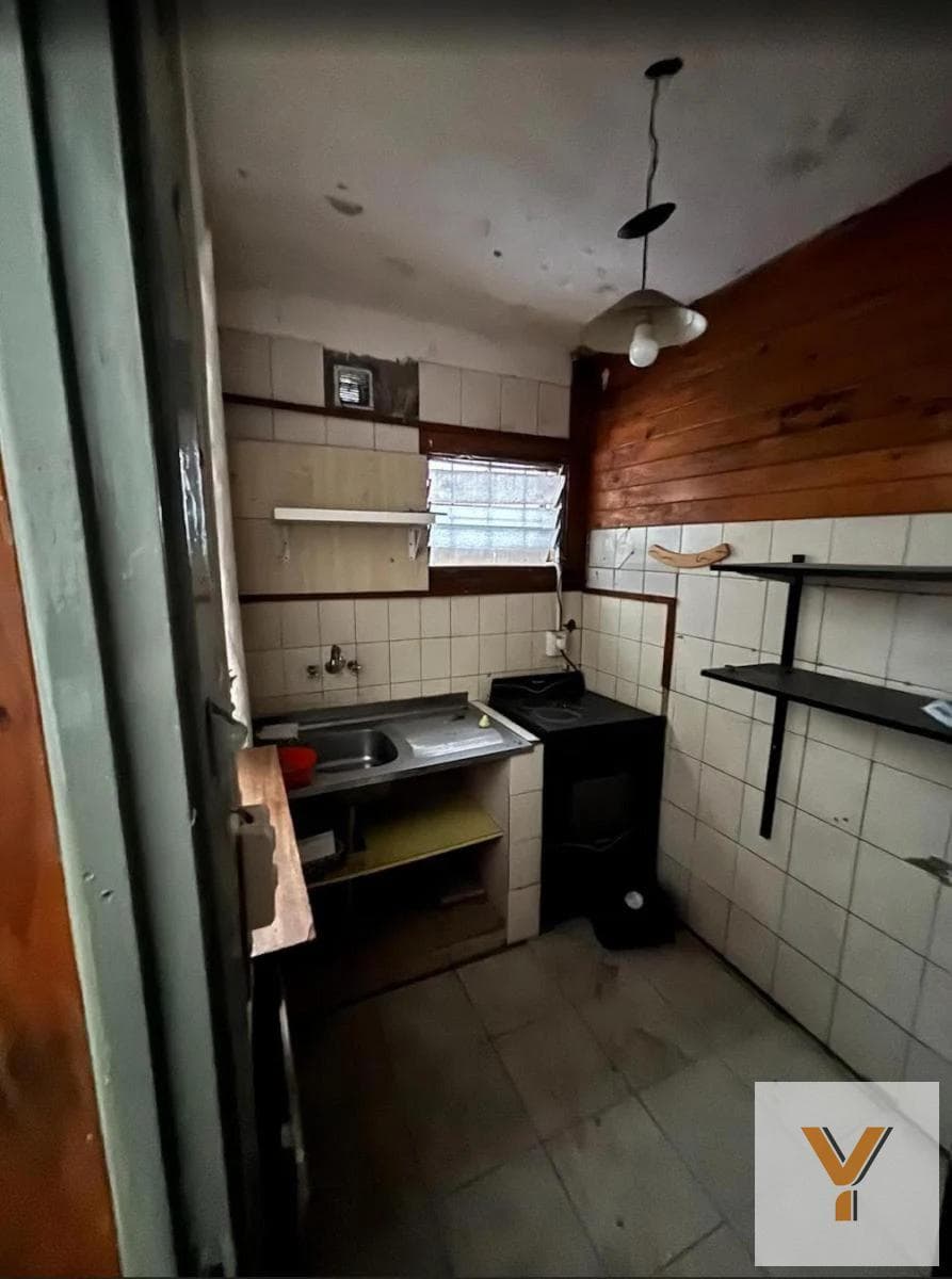 Apartment for Sale - 3 Bedrooms, 2 Bathrooms - Villa Pueyrredón