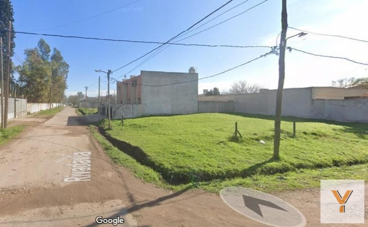 Land for Sale - 1,365 m² - Monte Grande
