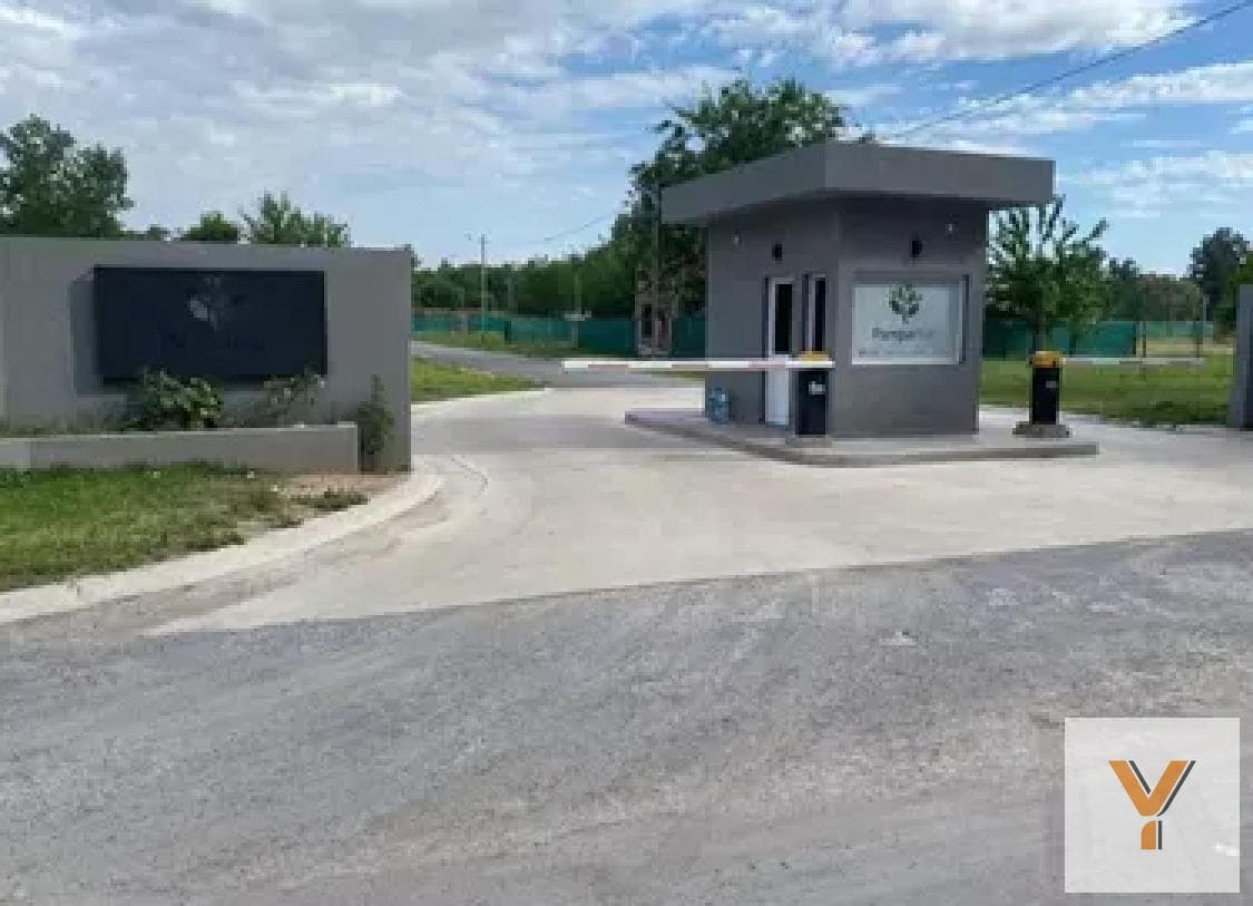 Land for Sale - 375 square meters - Pilar