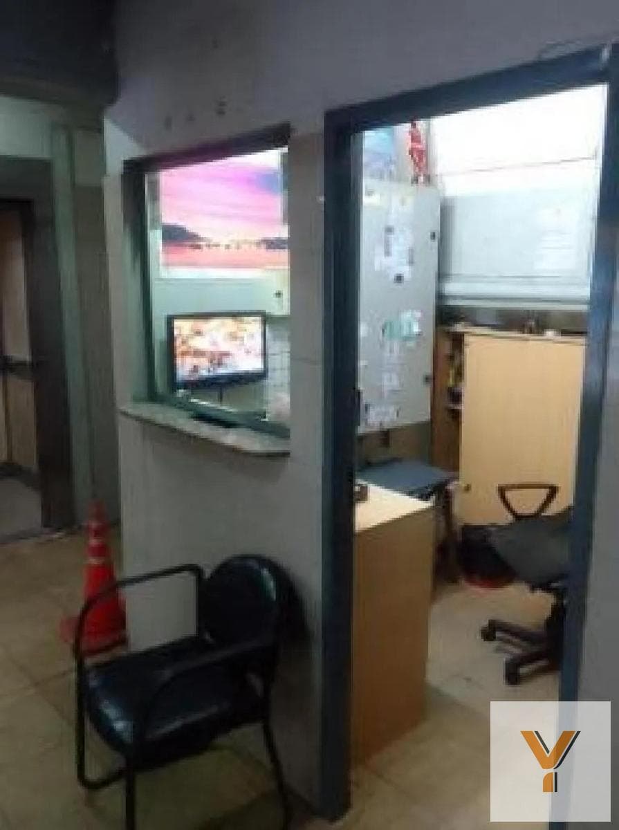 Garage for sale - 13 m² - Microcenter