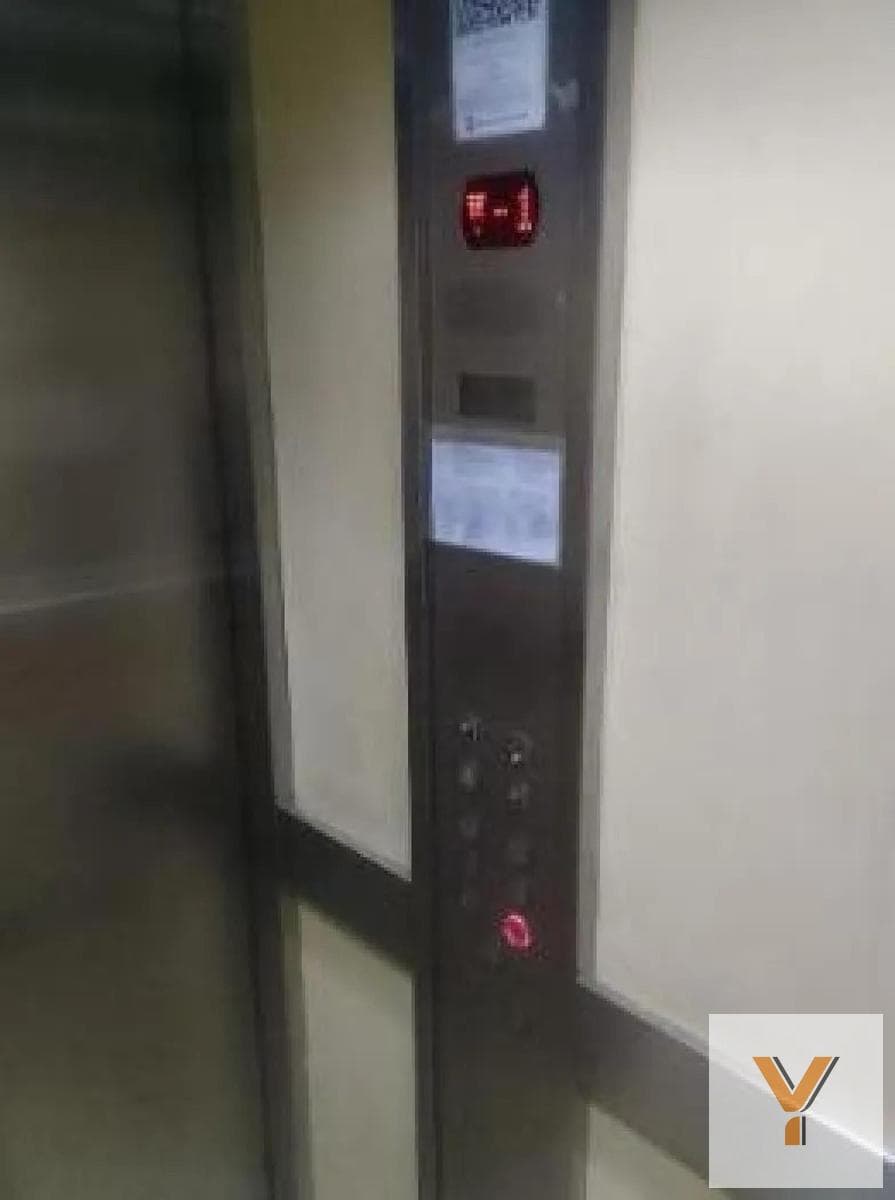 Garage for sale - 13 m² - Microcenter