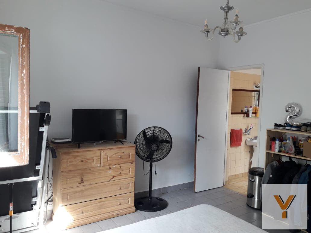 House for Sale - 1 Bedroom, 1 Bathroom - Garage - 180 m² - La Plata