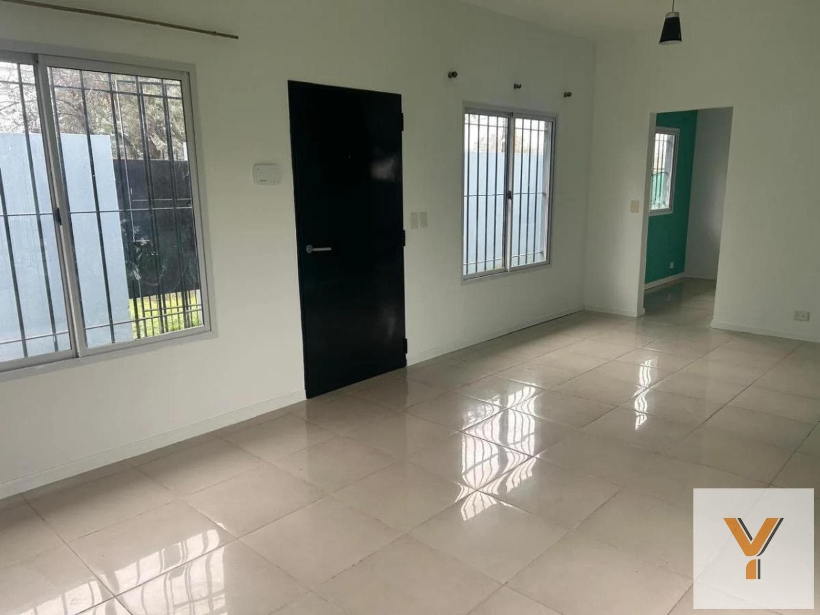 House for Sale - 2 Bedrooms, 1 Bathroom - La Lonja