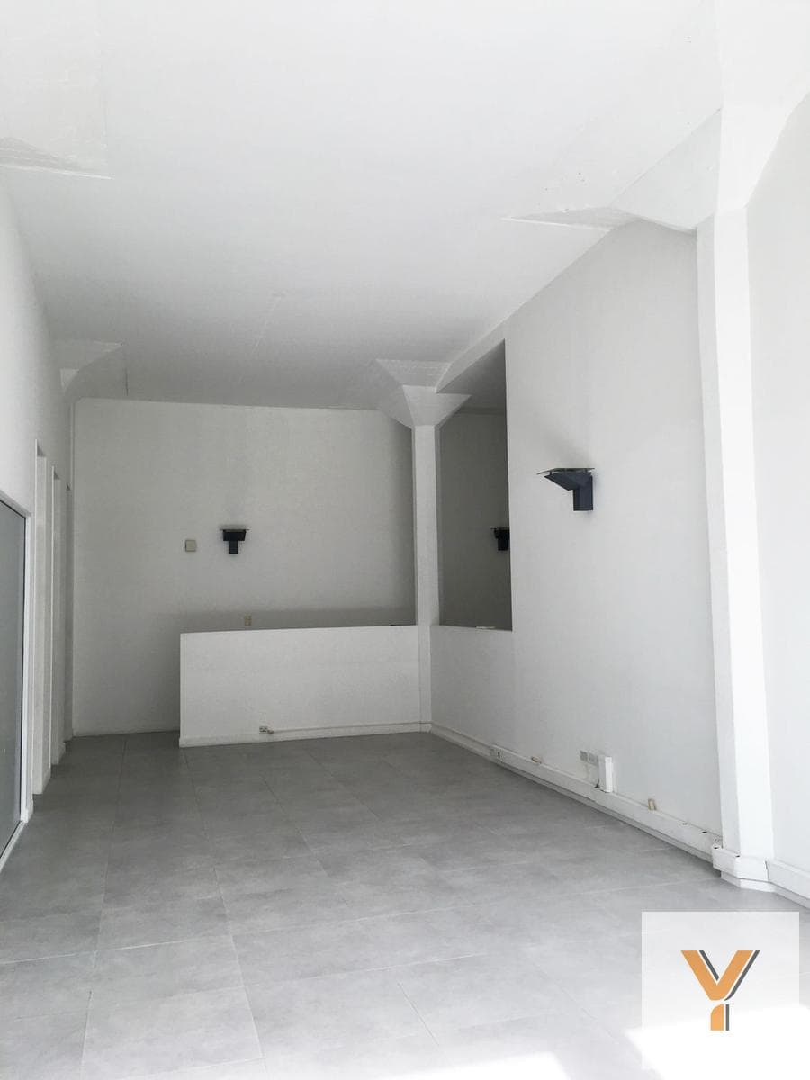 Office for Sale - 2 Rooms, 2 Bathrooms - Colegiales