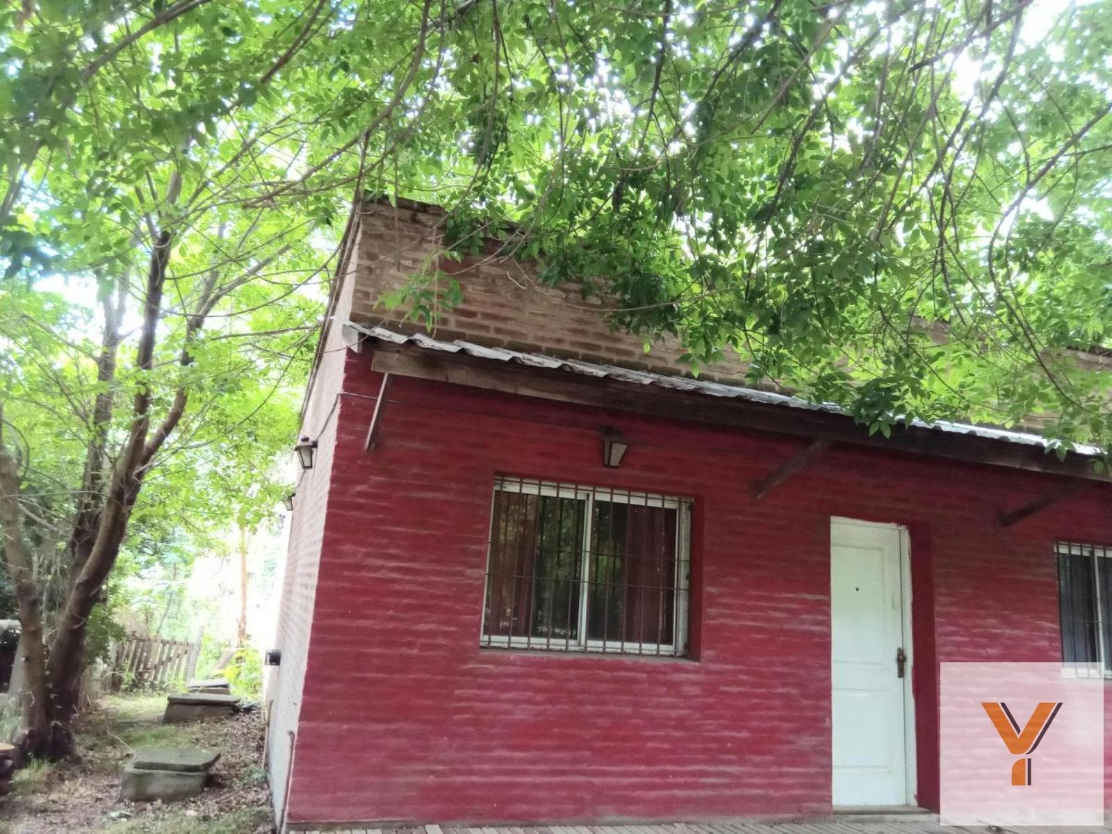 House for Sale - 3 Bedrooms, 4 Bathrooms - Guernica