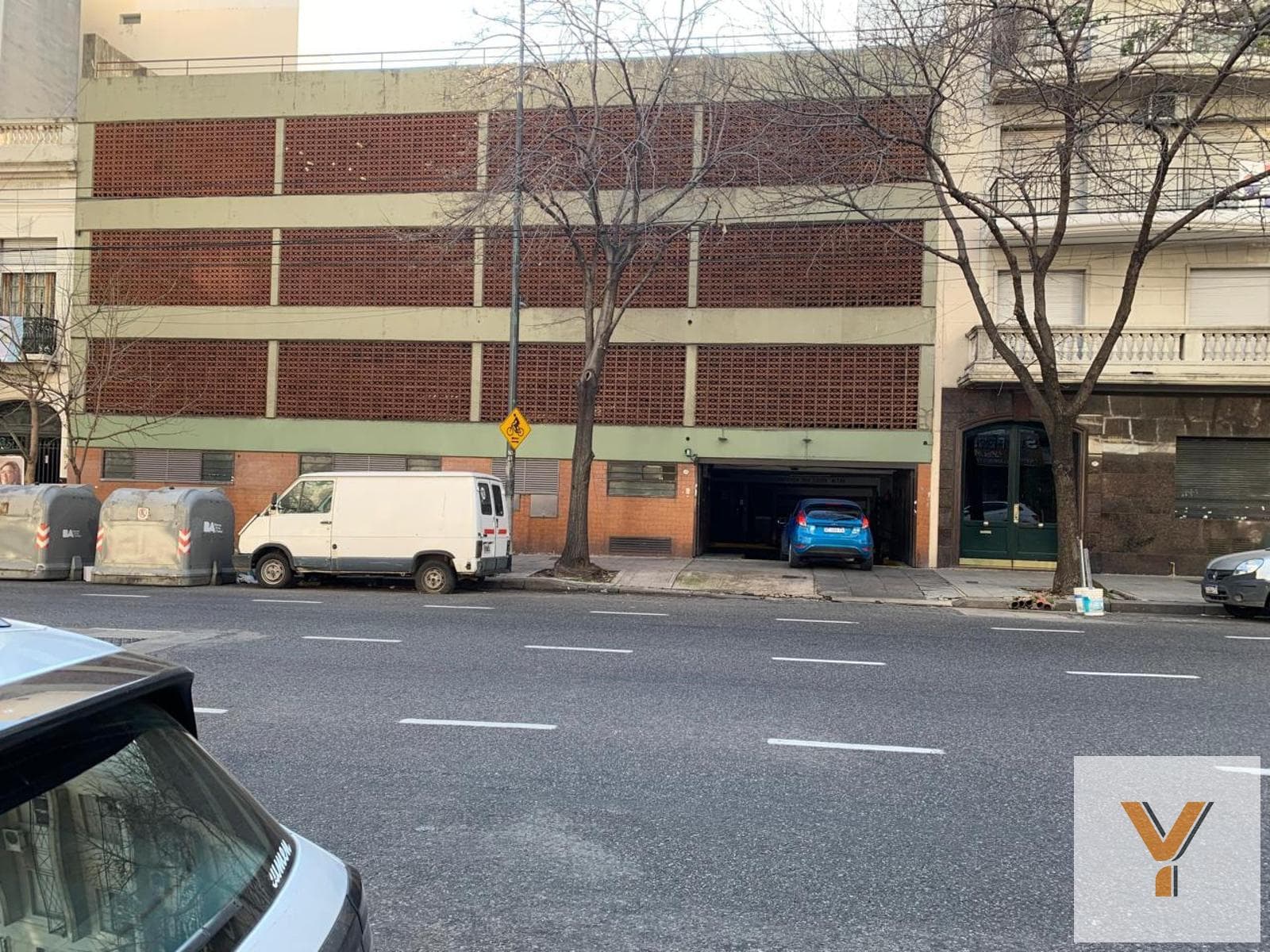 Garage for sale - 13 square meters - Almagro