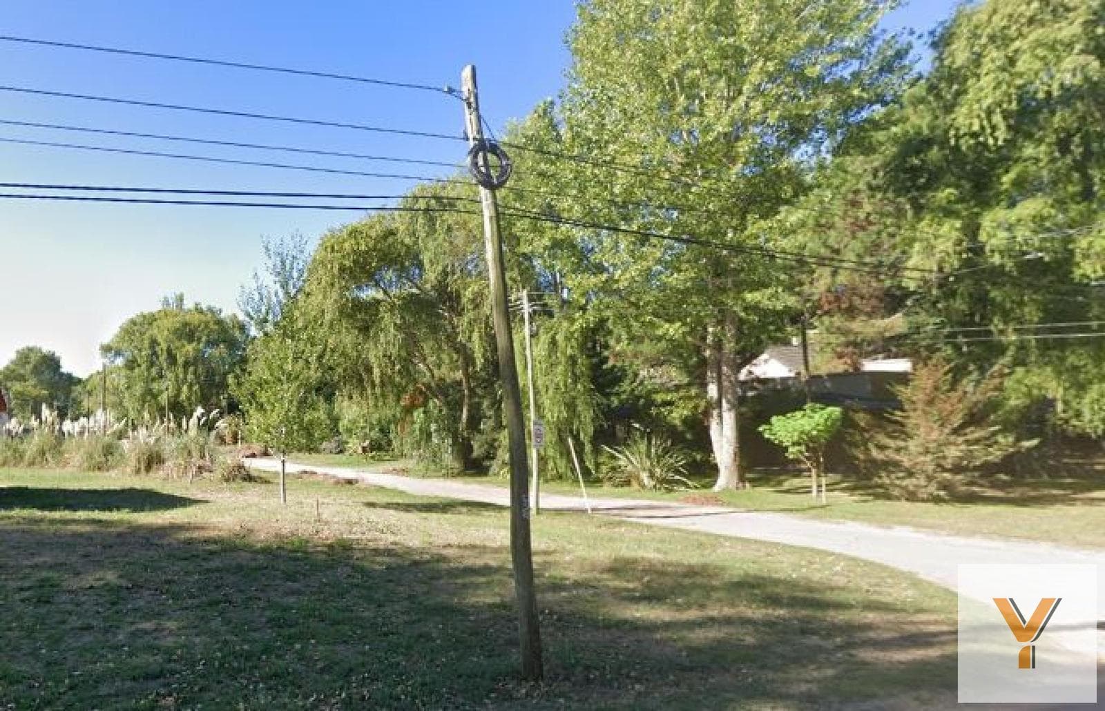 House for Sale - 3 Bedrooms, 2 Bathrooms - Costa del Este