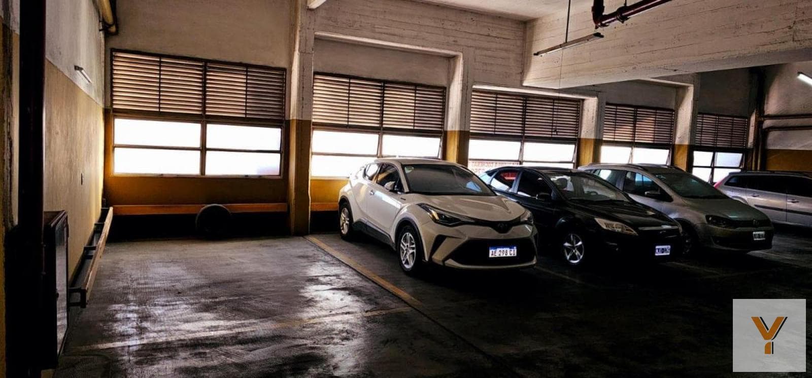 Garage for Sale - 25 m² - Flores