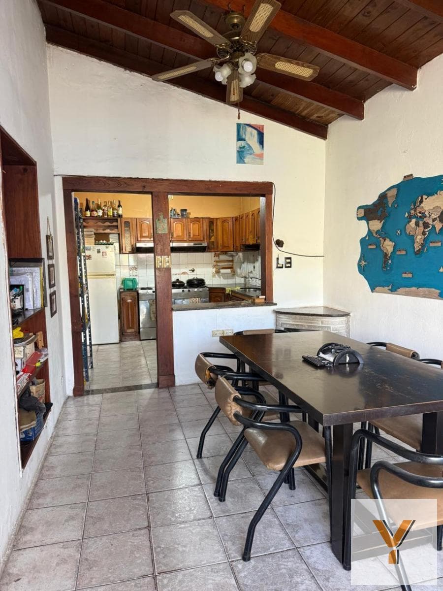 House for Sale - 4 Bedrooms, 3 Bathrooms - Temperley