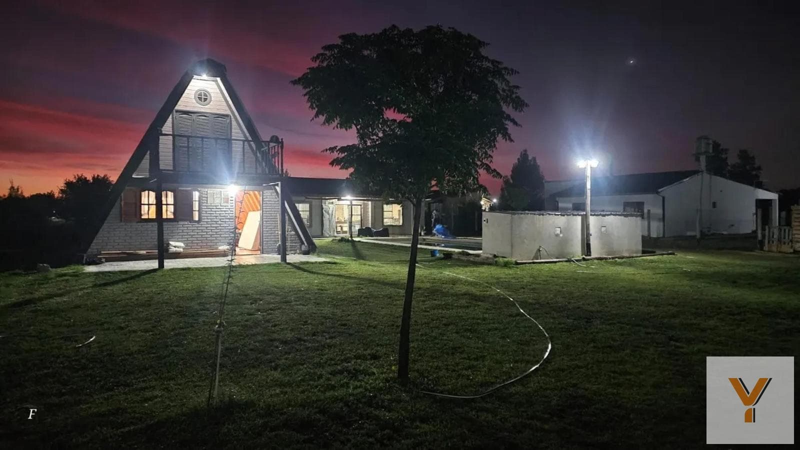 House for Sale - 3 Bedrooms, 2 Bathrooms - Florencio Varela