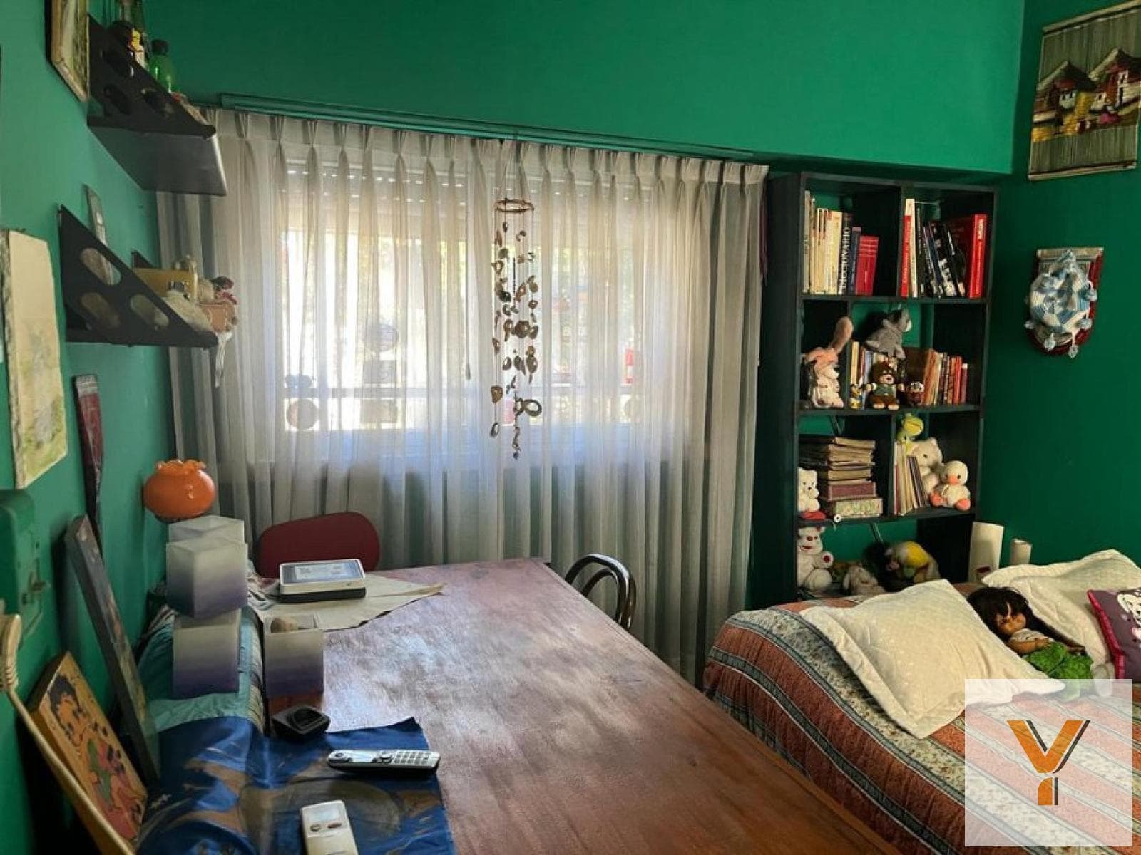 House for Sale - 3 Bedrooms, 2 Bathrooms - Commercial Space - Lanús