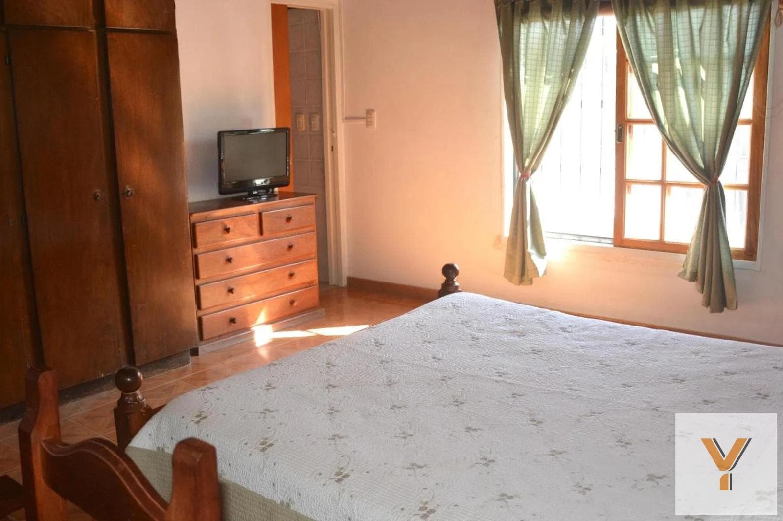 House for Sale - 2 Bedrooms, 3 Bathrooms - Pilar