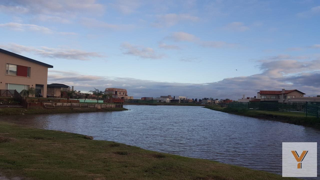 Land for Sale - 813 square meters - Canning, Esteban Echeverría
