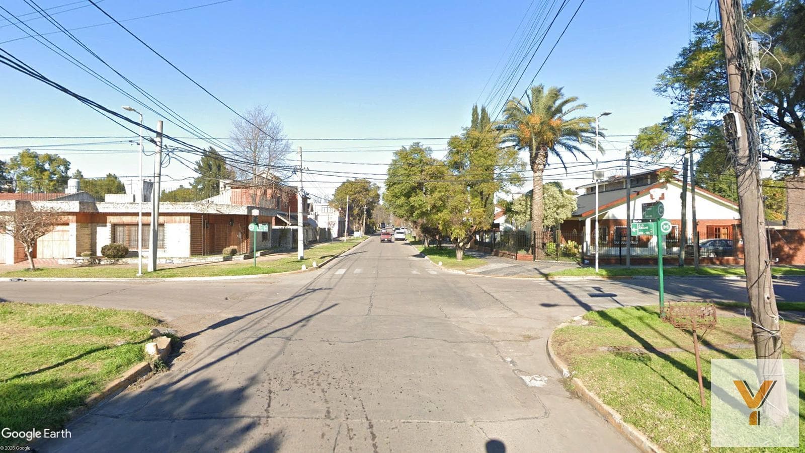 House for Sale - 3 Bedrooms, 2 Bathrooms - Merlo