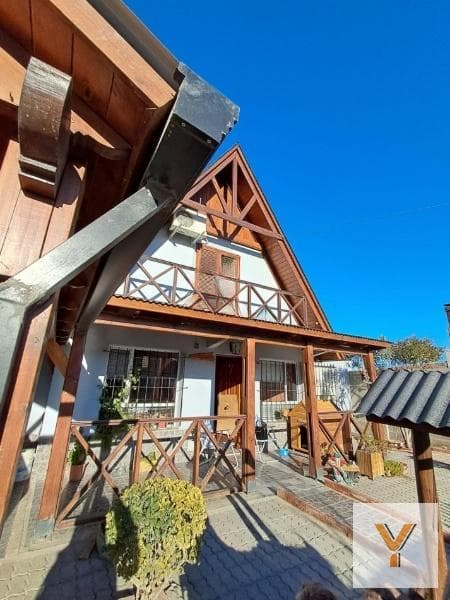 Apartment for Sale - 3 Bedrooms, 2 Bathrooms - Trelew