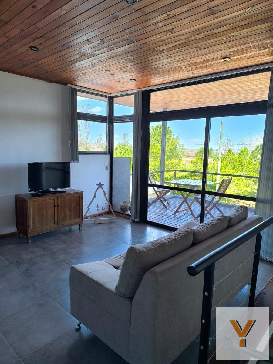 House for Sale - 2 Bedrooms, 1 Bathroom - Rumipal