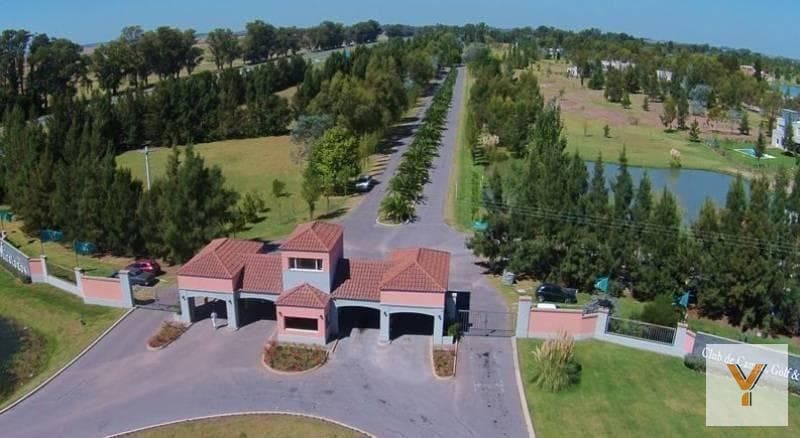 Land for Sale - 1,450 m² - Club Miralagos