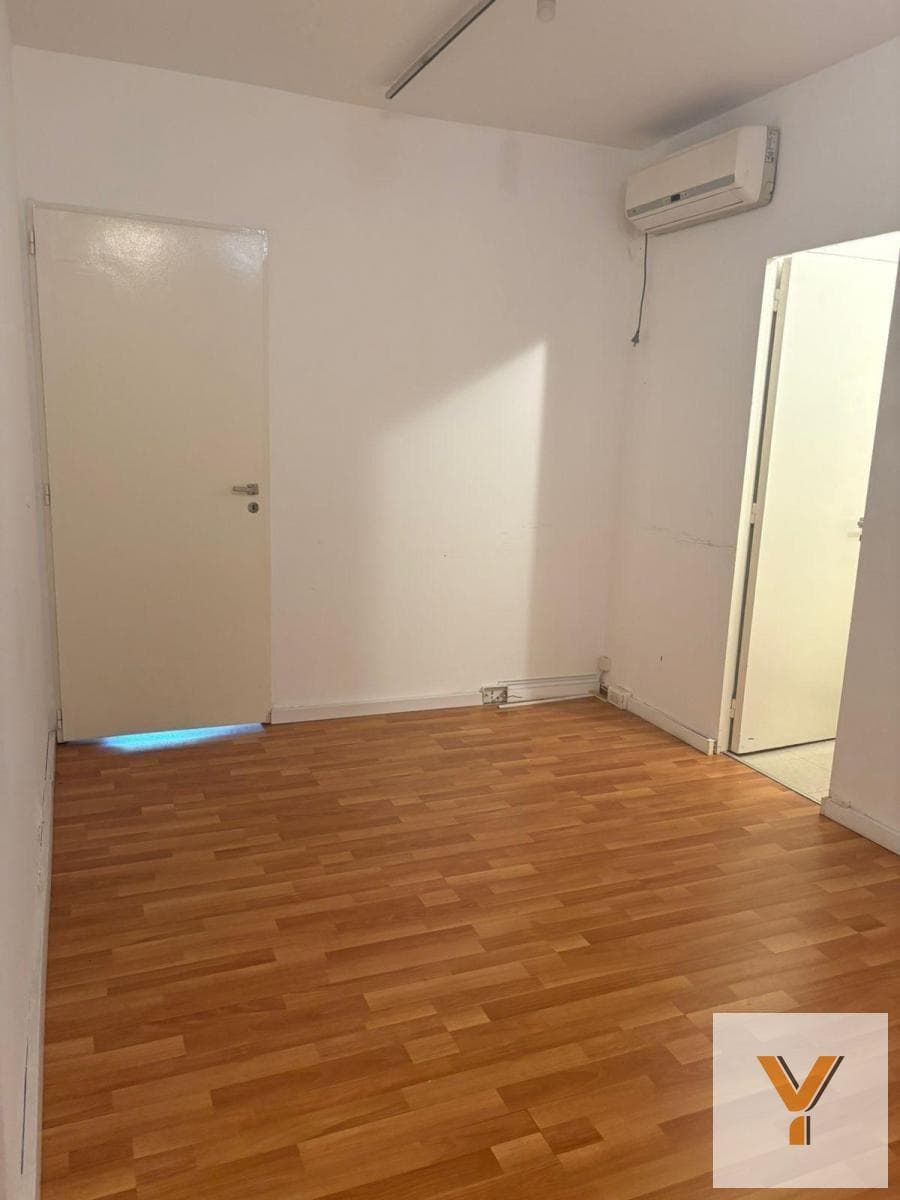 Office for Rent - 3 Rooms - San Nicolás
