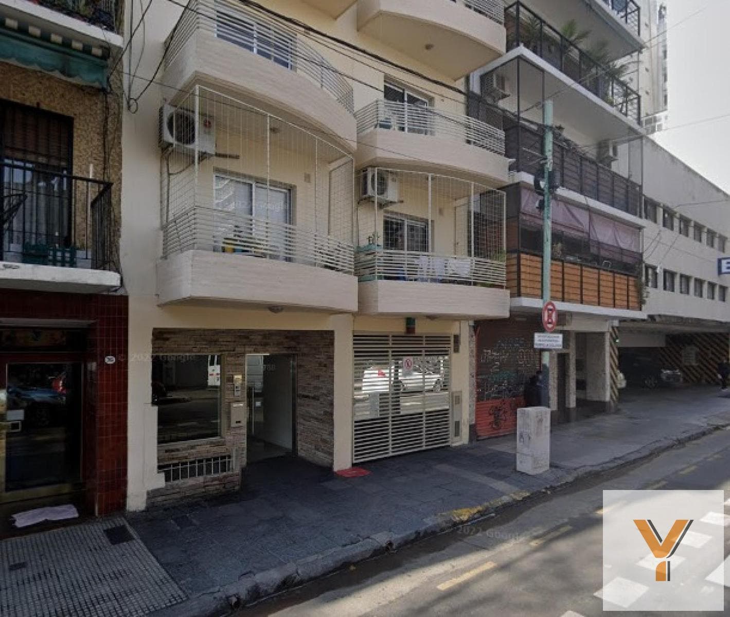 Garage for sale - 17.4 square meters - Almagro