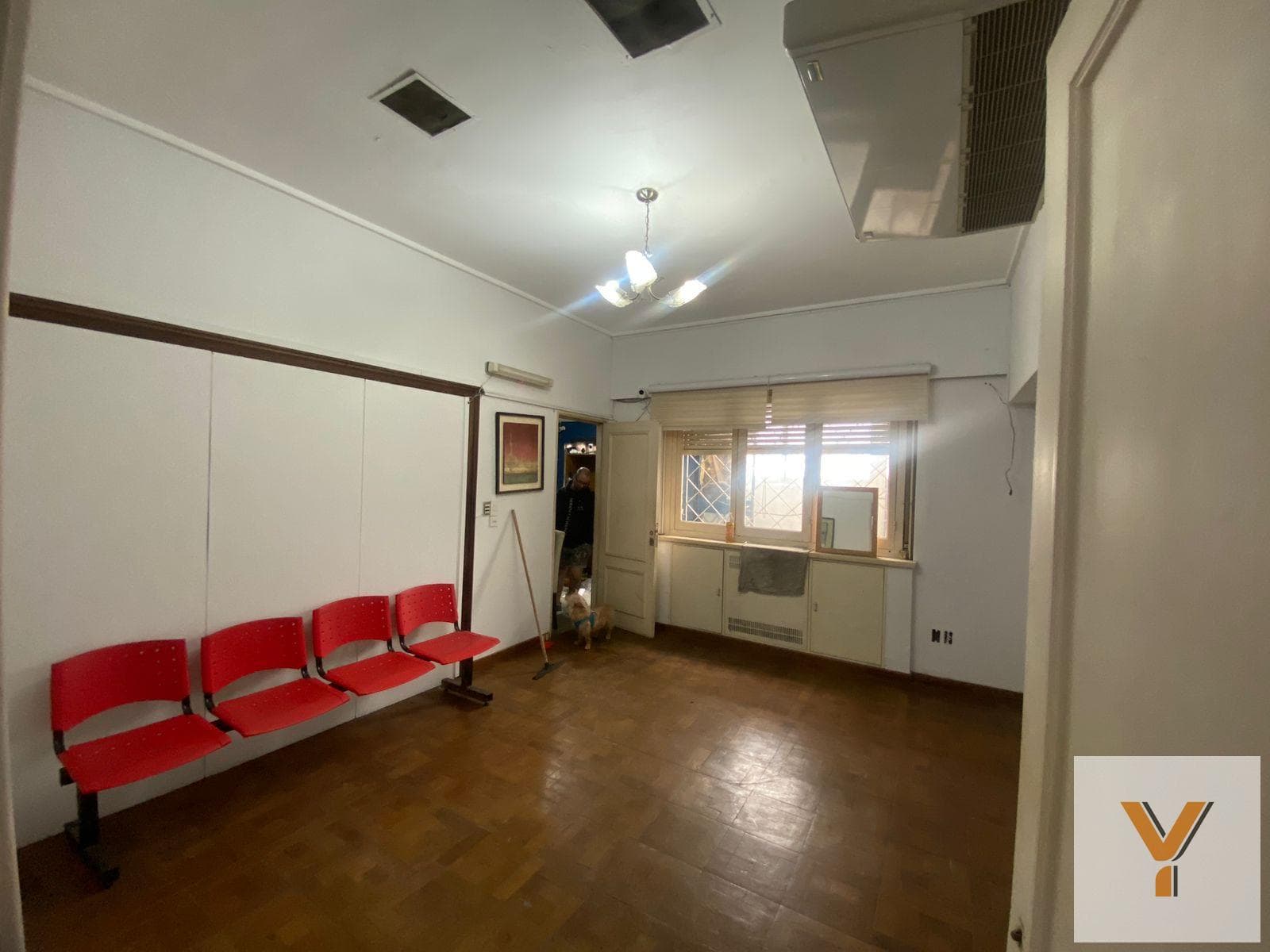 Office for Sale - 7 Rooms - La Plata