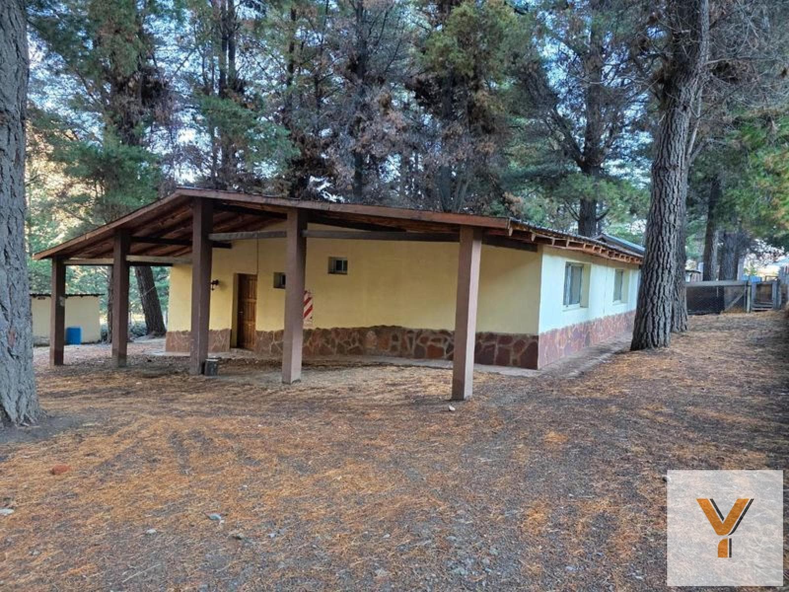 House for Sale - 3 Bedrooms, 2 Bathrooms - Esquel
