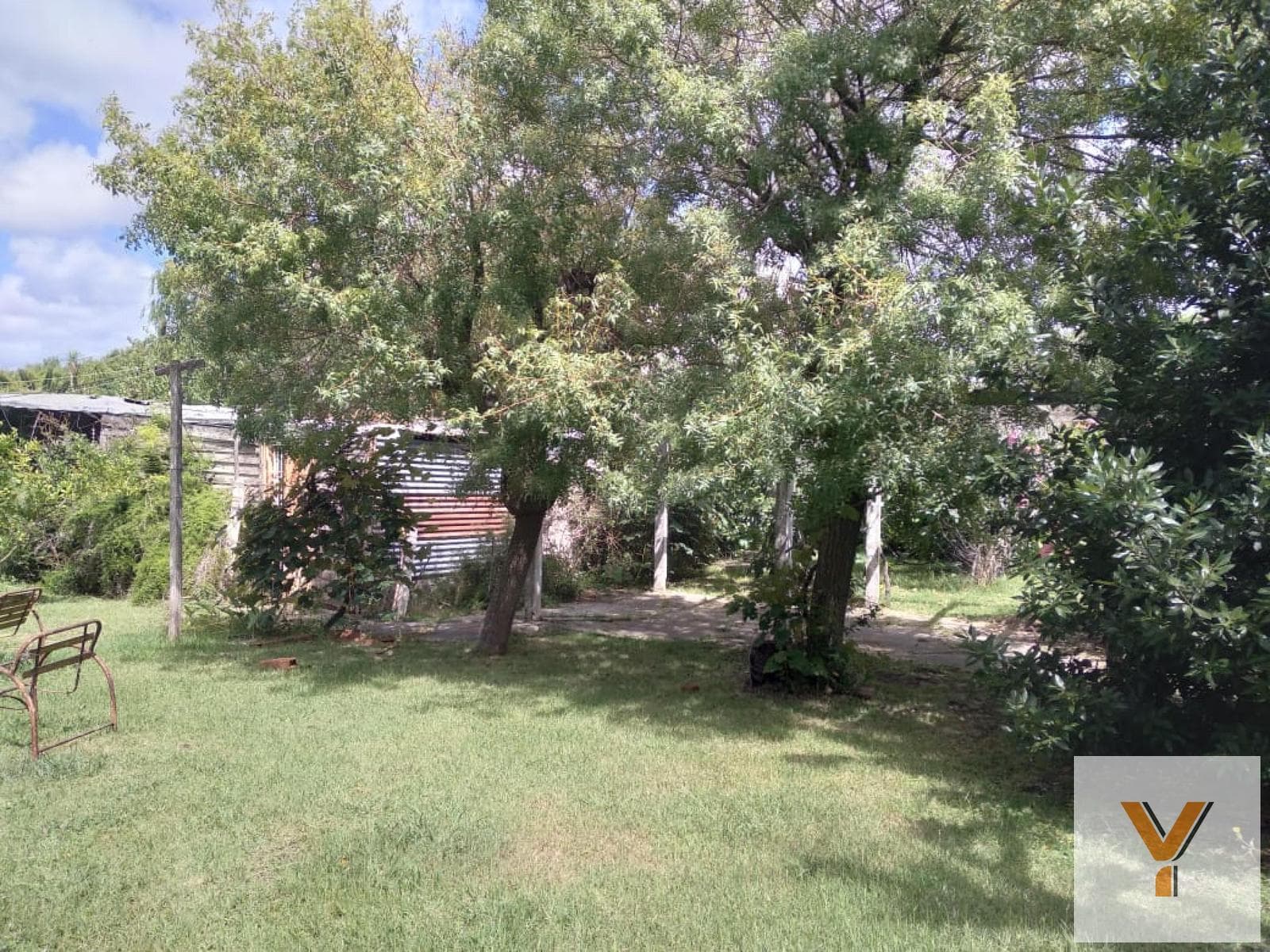 Land for Sale - 300 m² - Villa Castell