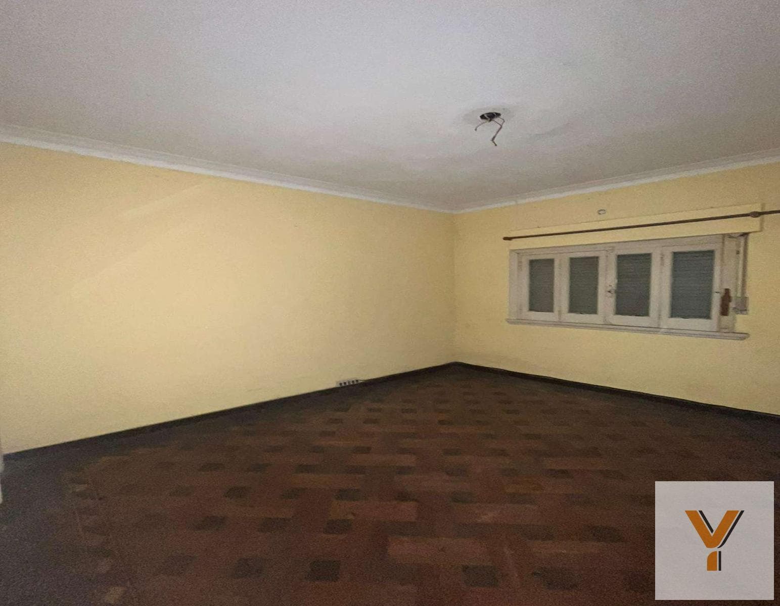 House for Sale - 5 Bedrooms, 3 Bathrooms - City Bell