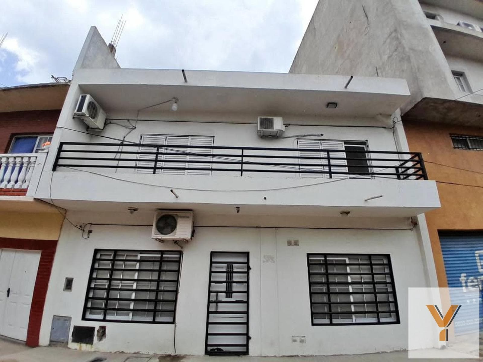 House for Sale - 2 Bedrooms, 1 Bathroom - Villa Celina