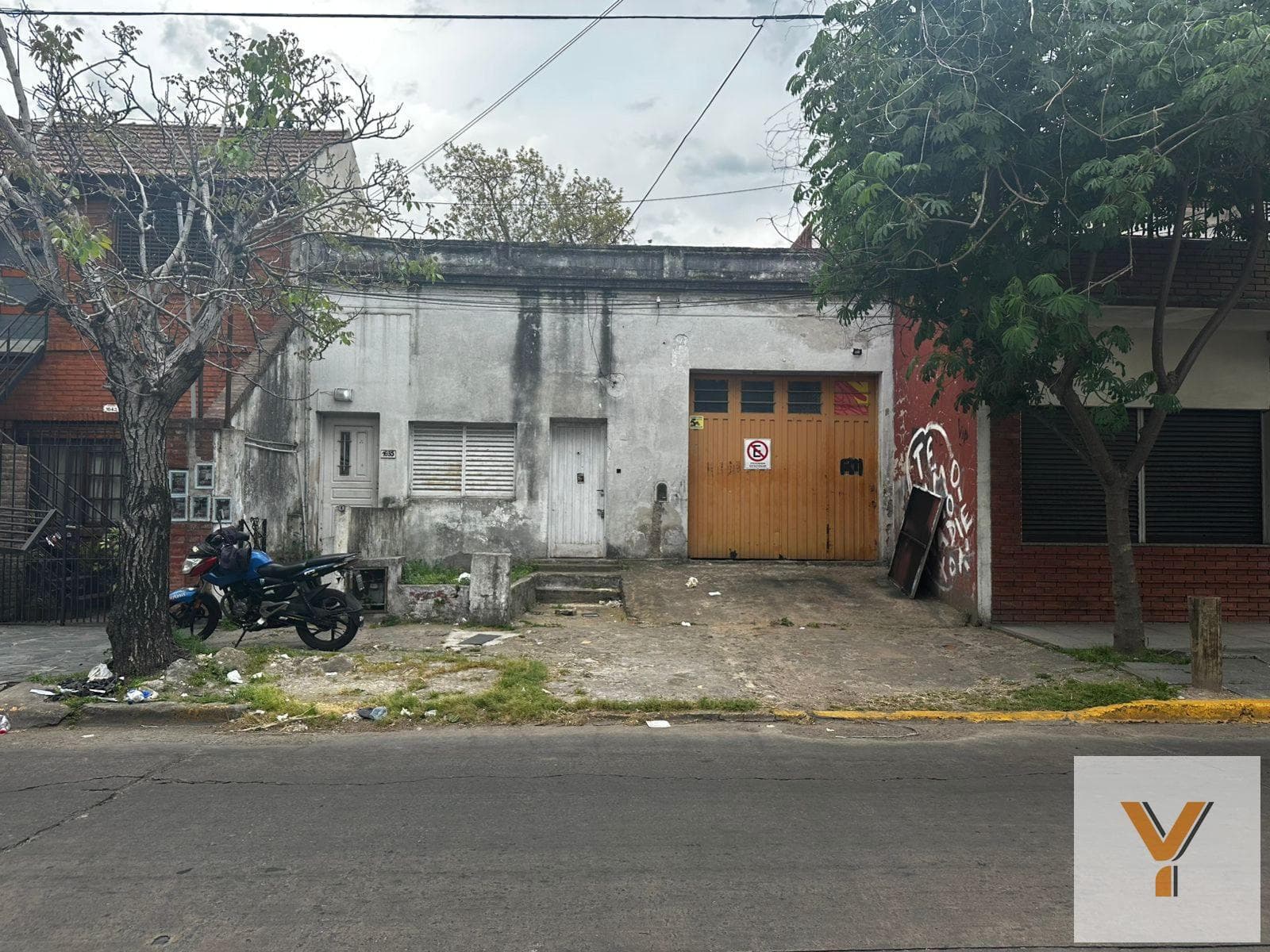 House for Sale - 3 Bedrooms, 2 Bathrooms - General San Martín