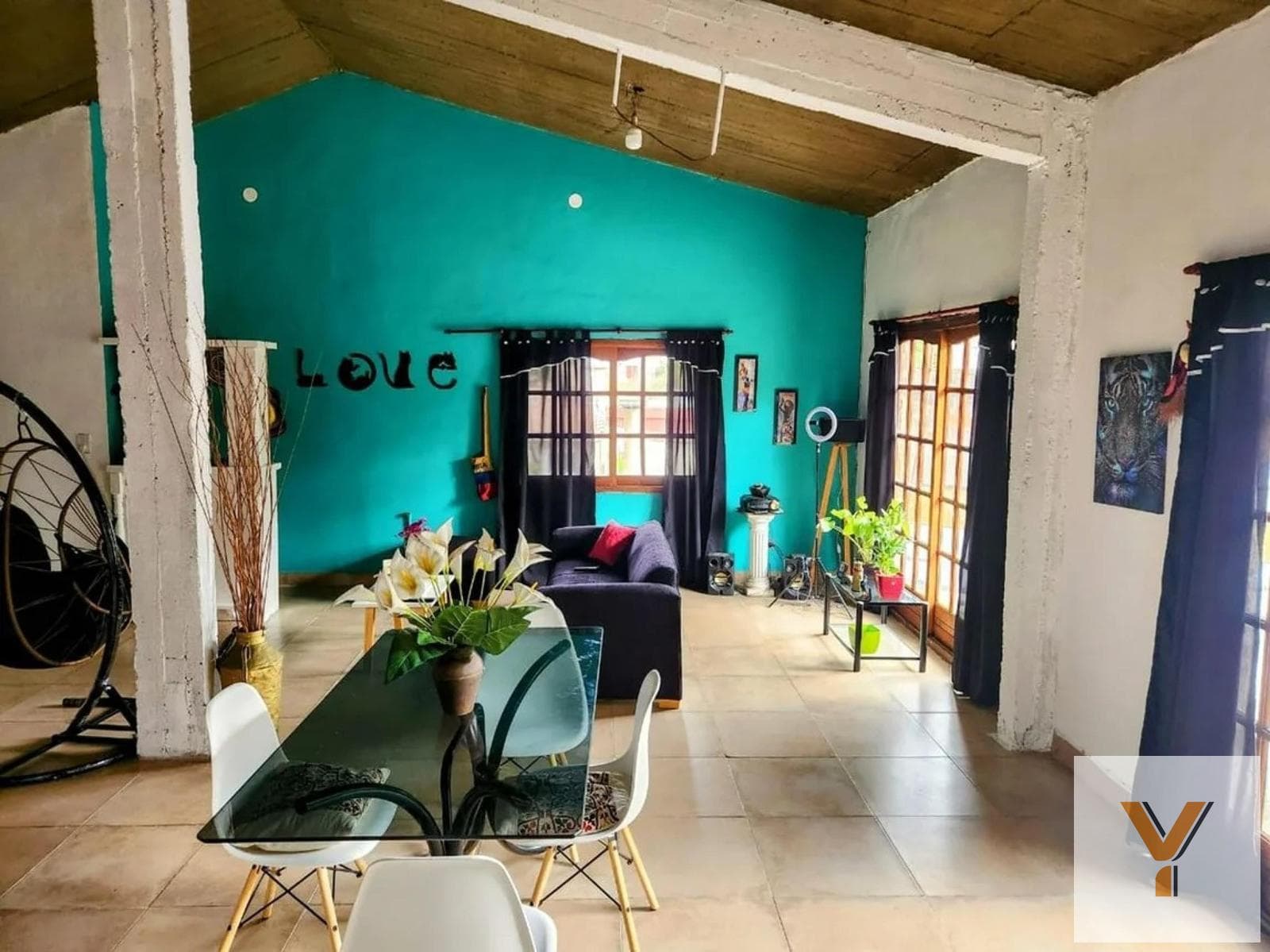 House for Sale - 4 Bedrooms, 2 Bathrooms - Ituzaingó