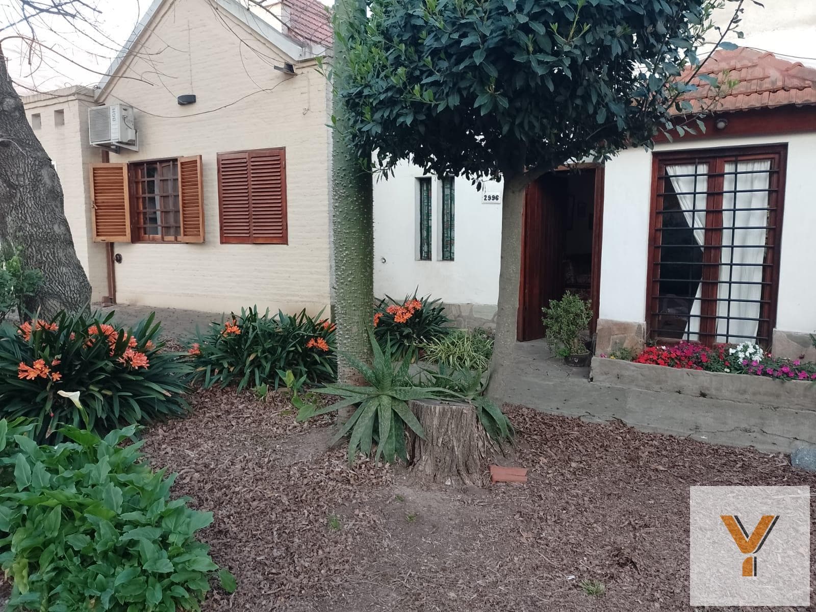 House for Sale - 3 Bedrooms, 2 Bathrooms - Manuel B. Gonnet