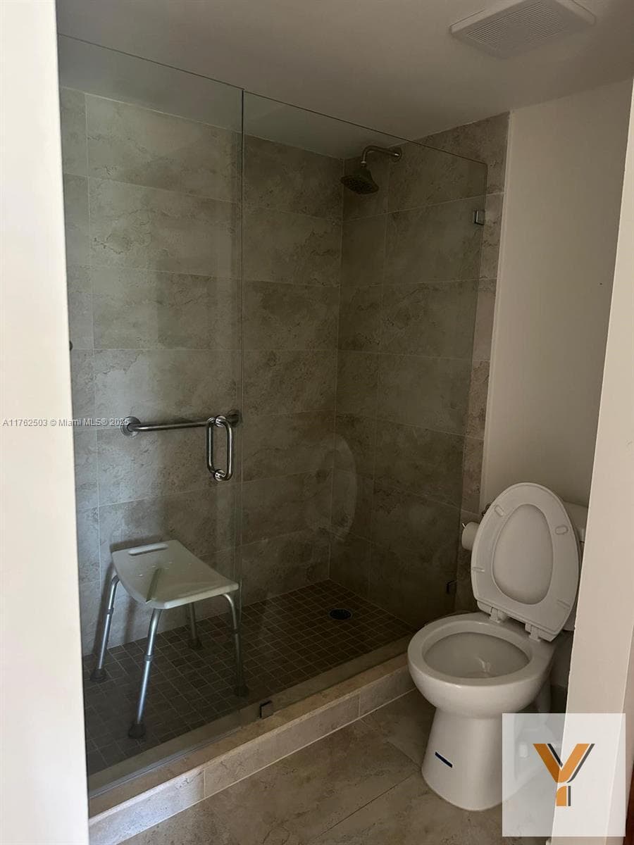 Apartment for Sale - 2 Bedrooms, 2 Bathrooms - 124 m² - Florida