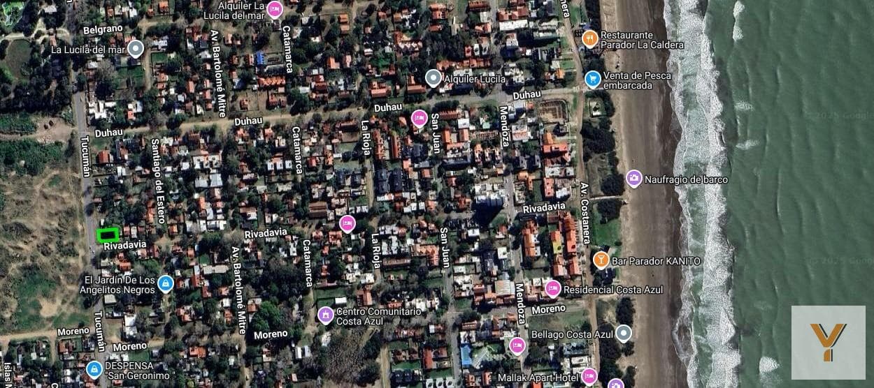Land for Sale - 351 square meters - Costa Azul