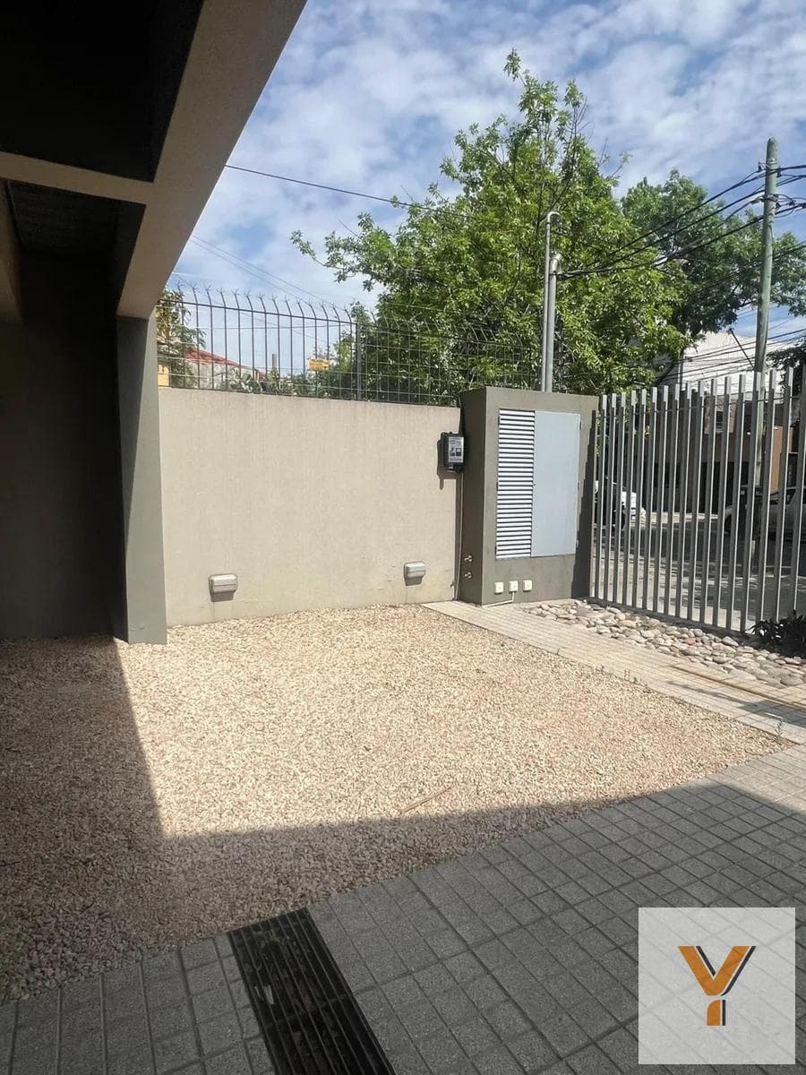 Apartment for Sale - 2 Bedrooms, 1 Bathroom - Pilar