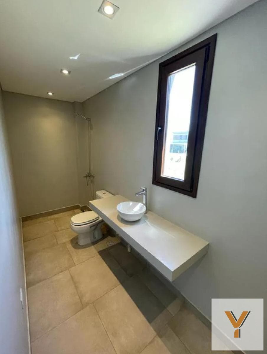 House for Sale - 5 Bedrooms, 2 Bathrooms - Tristán Suarez