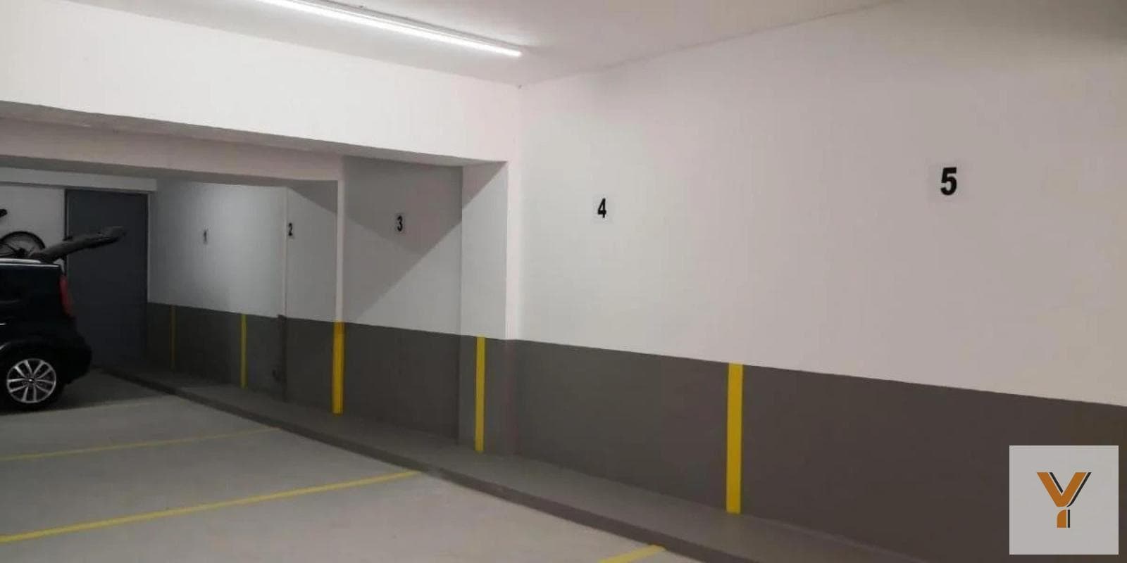 Garage for sale - 12 square meters - Villa Urquiza