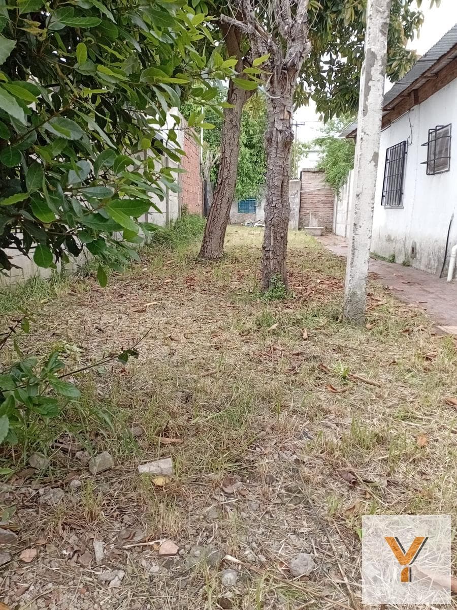 Land for Sale - 105 square meters - Ezpeleta