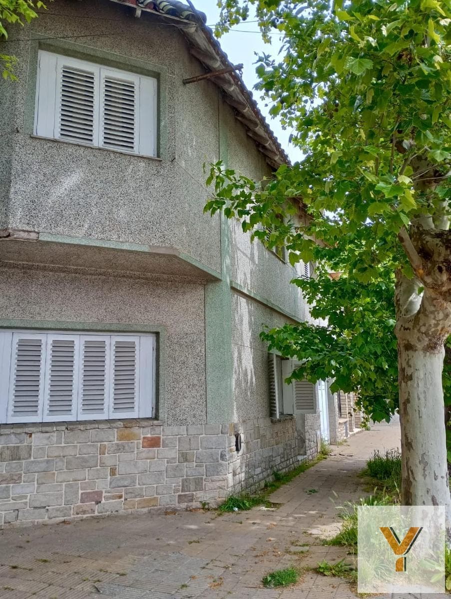 House for Sale - 3 Bedrooms, 2 Bathrooms - Necochea