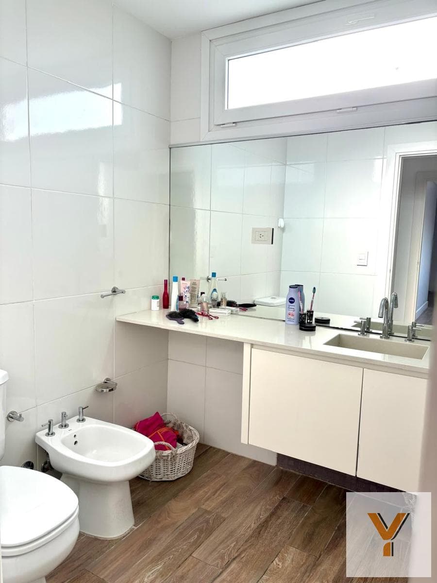 House for Sale - 5 Bedrooms, 6 Bathrooms - Nordelta