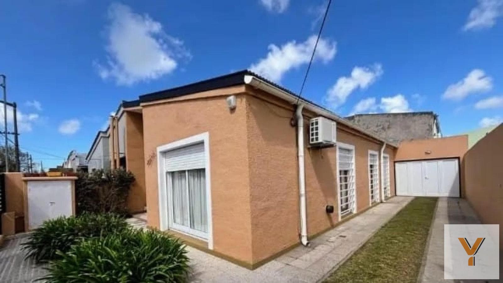 House for Sale - 3 Bedrooms, 1 Bathroom - Necochea