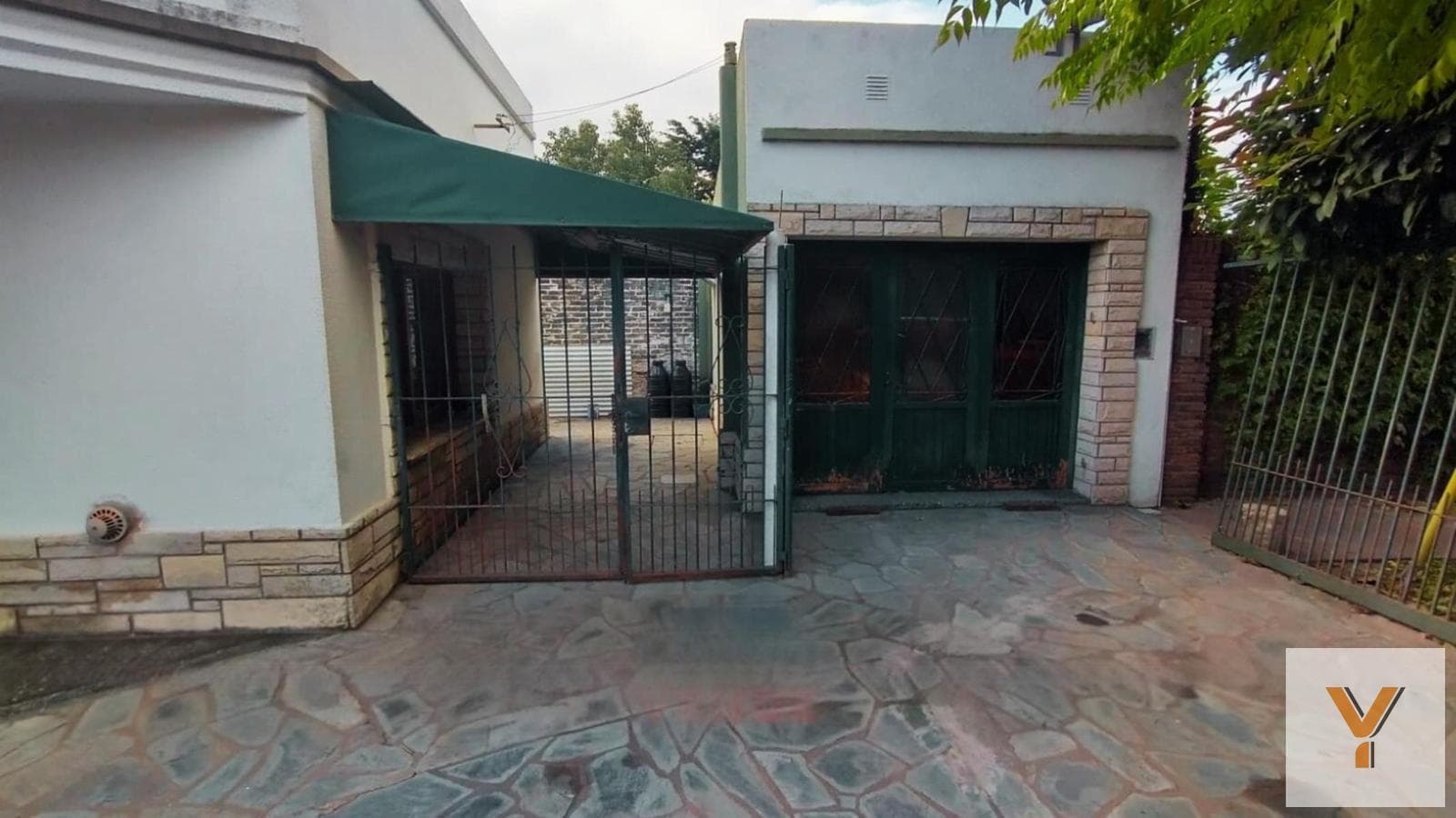 House for Sale - 3 Bedrooms, 2 Bathrooms - 175 m² - Paso del Rey