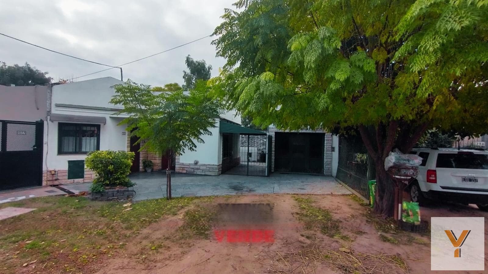 House for Sale - 3 Bedrooms, 2 Bathrooms - 175 m² - Paso del Rey