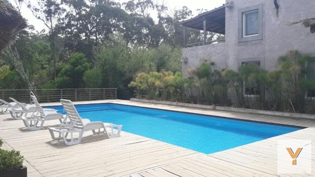 House for Sale - 3 Bedrooms, 2 Bathrooms - Uruguay