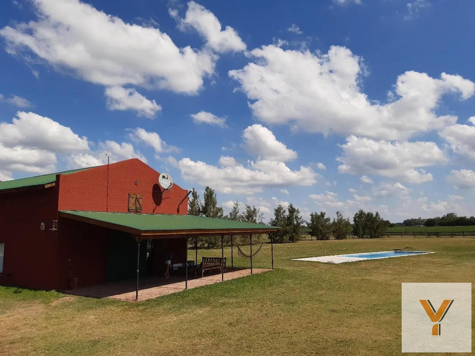 House for Sale - 2 Bedrooms, 1 Bathroom - Exaltación de la Cruz
