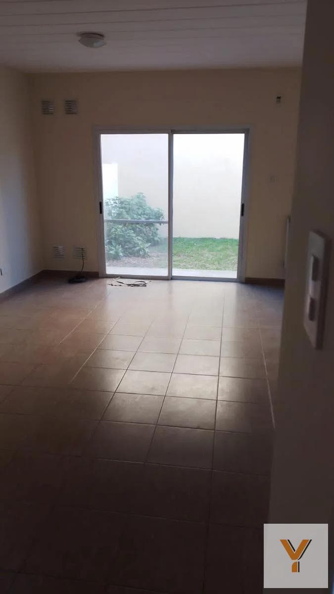 Duplex for Sale - 3 Bedrooms, 2 Bathrooms - Ezpeleta