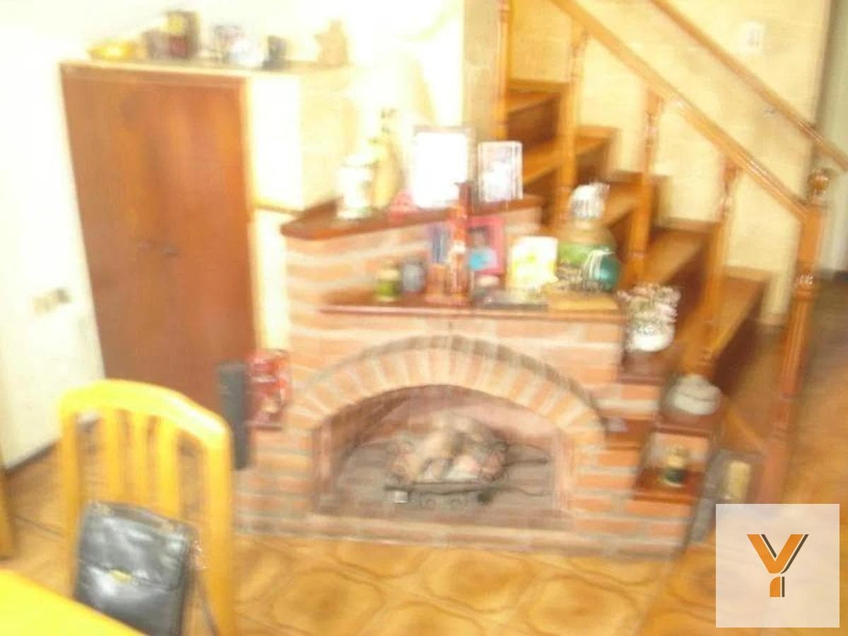House for Sale - 3 Bedrooms, 3 Bathrooms - 338 m² - Quilmes