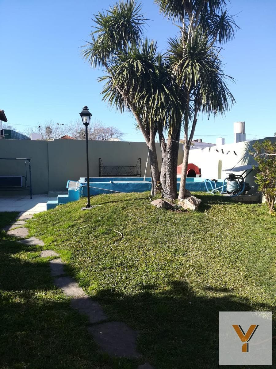 House for Sale - 2 Bedrooms, 2 Bathrooms - 85 m² - Quilmes