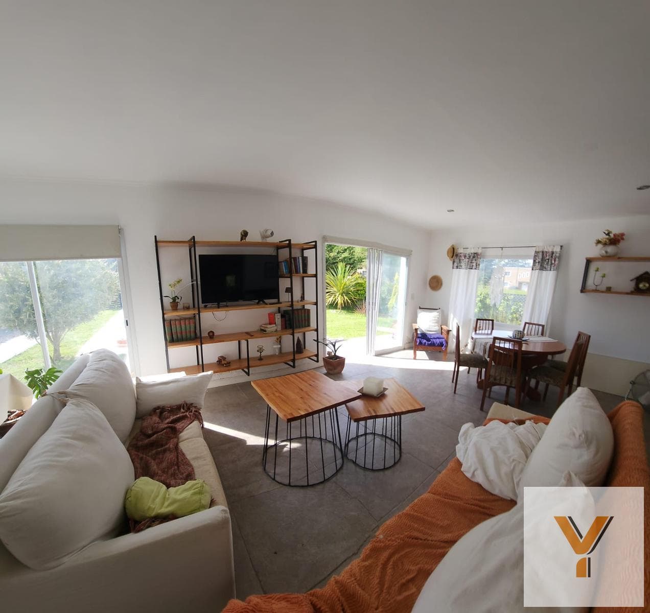 Short-Term Rental House - 2 Bedrooms, 1 Bathroom - La Caleta