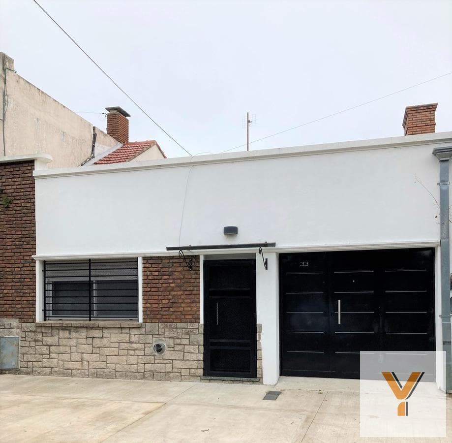 House for Sale - 2 Bedrooms, 2 Bathrooms - 268 m² - Don Bosco