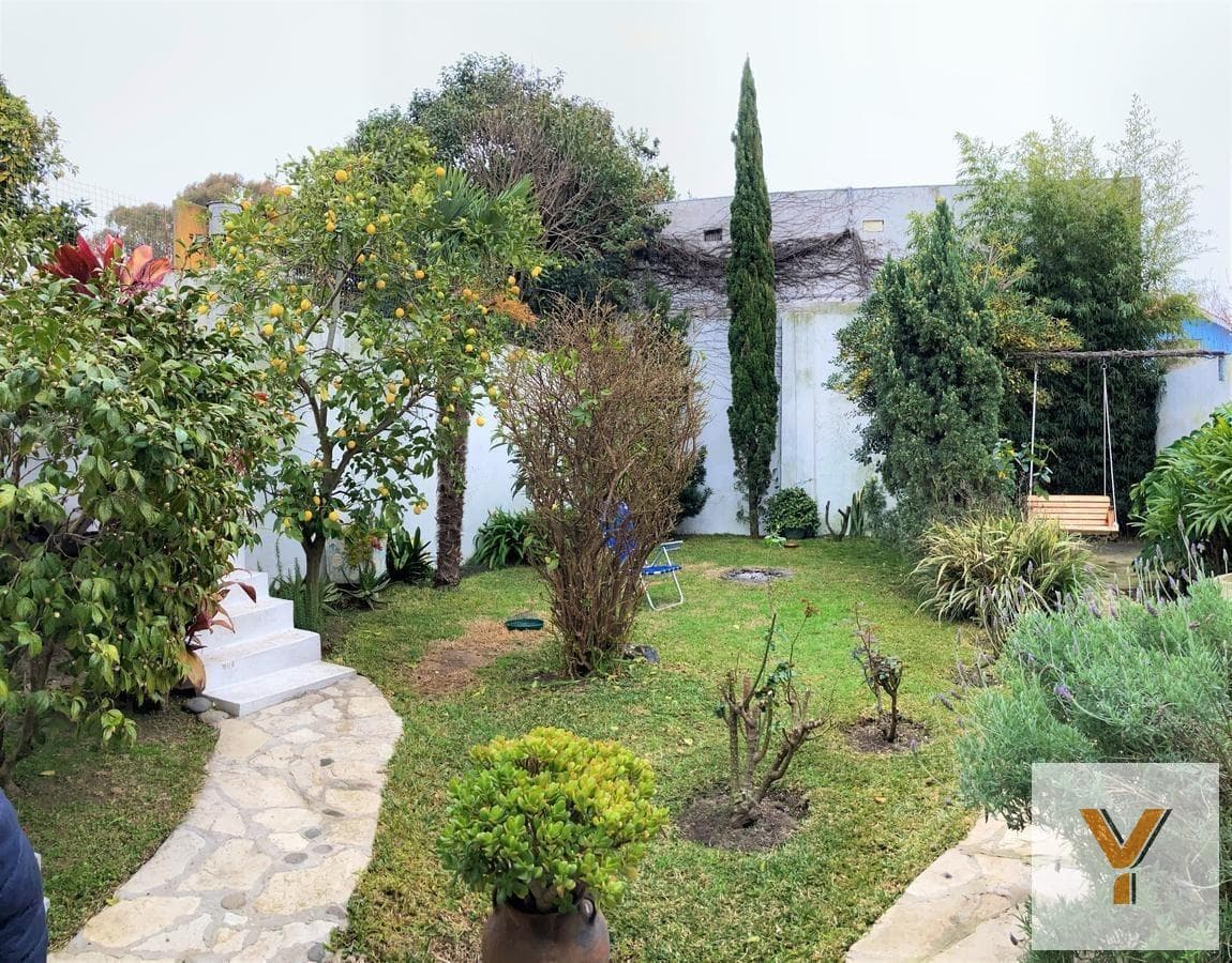 House for Sale - 2 Bedrooms, 2 Bathrooms - 268 m² - Don Bosco